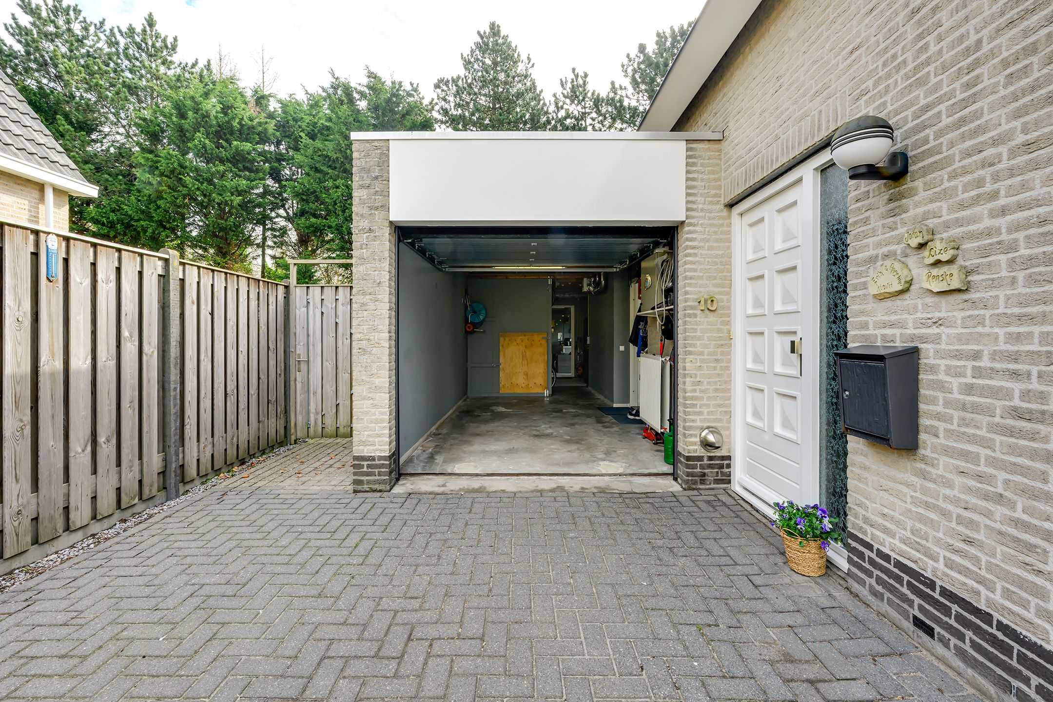 Foto 27 van Diepenbrockstraat 10