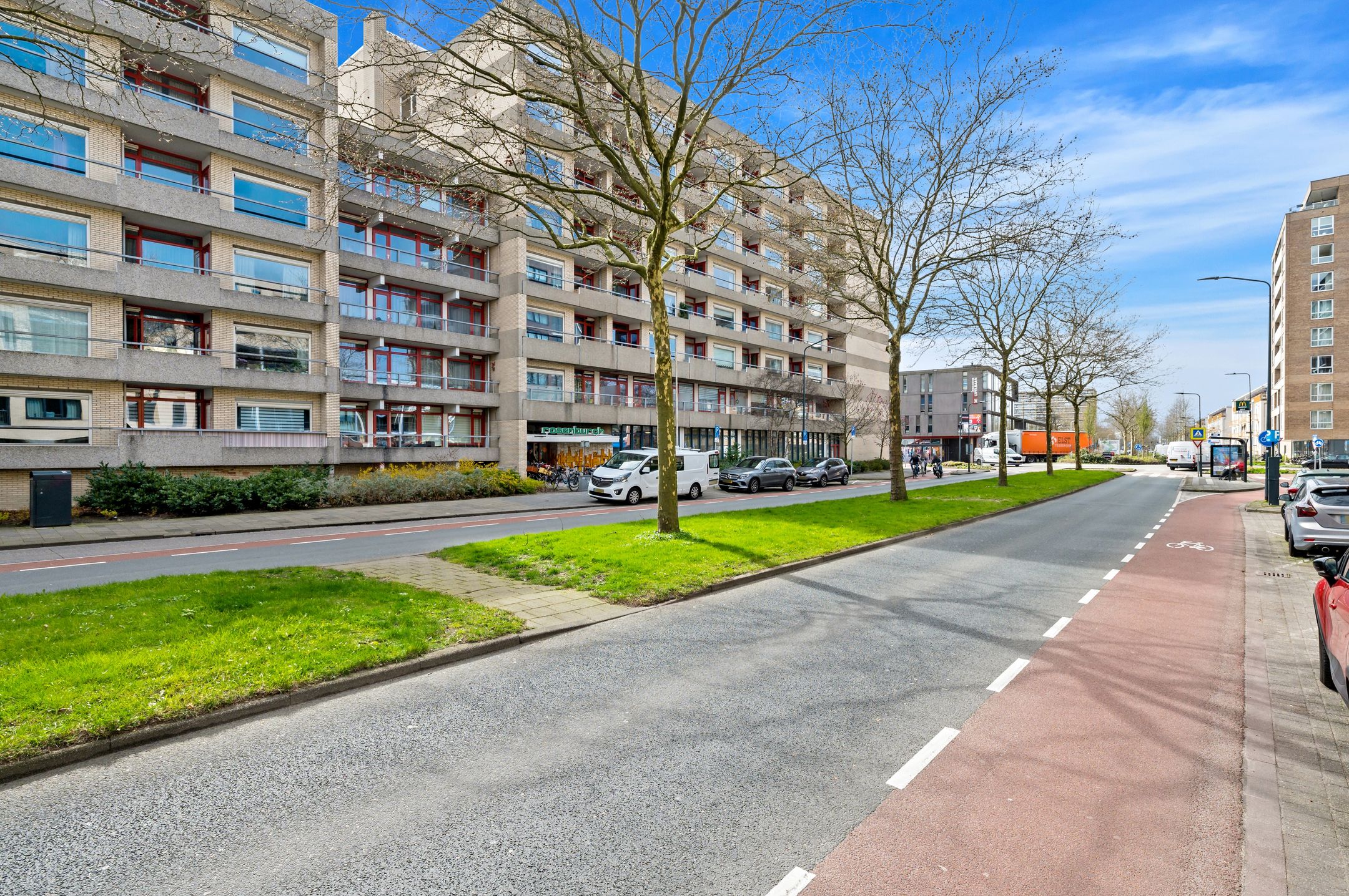 Ground-floor 2-room apartment with sunny balcony near Leiden city centre — 24