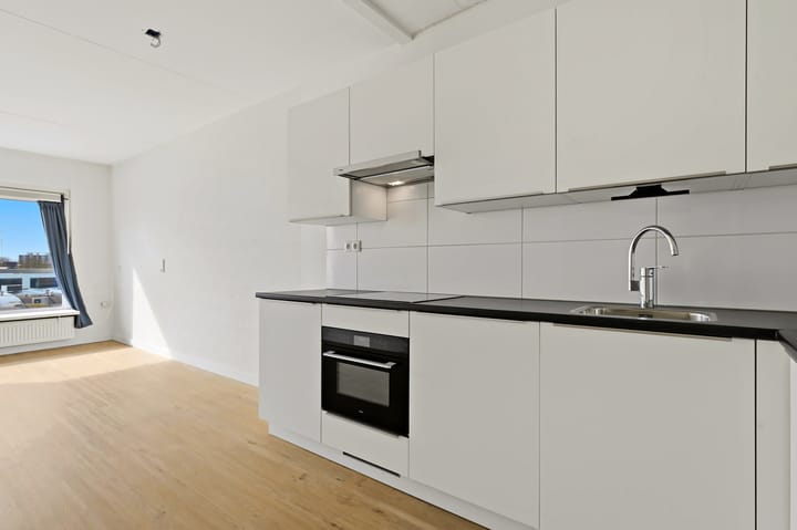 Appartement te koop: Rosenburch 38, Leiden