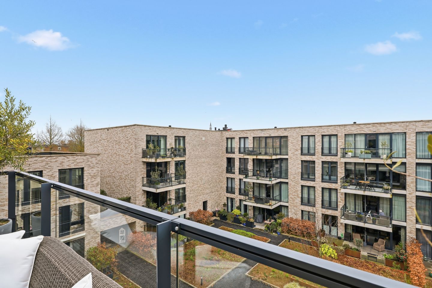 Photo 49 of Nicolaas Hennemanpad 95