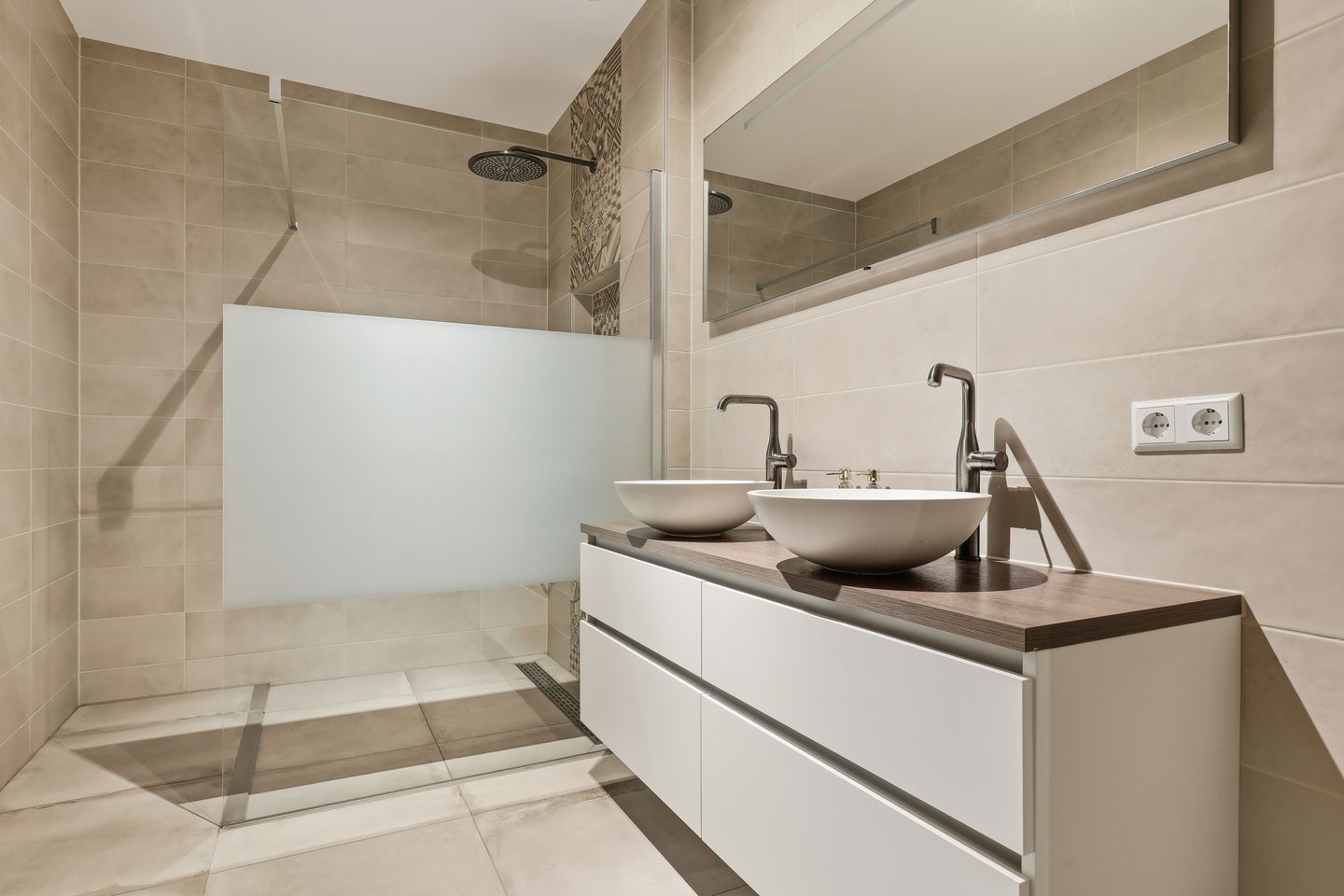 Photo 40 of Nicolaas Hennemanpad 95