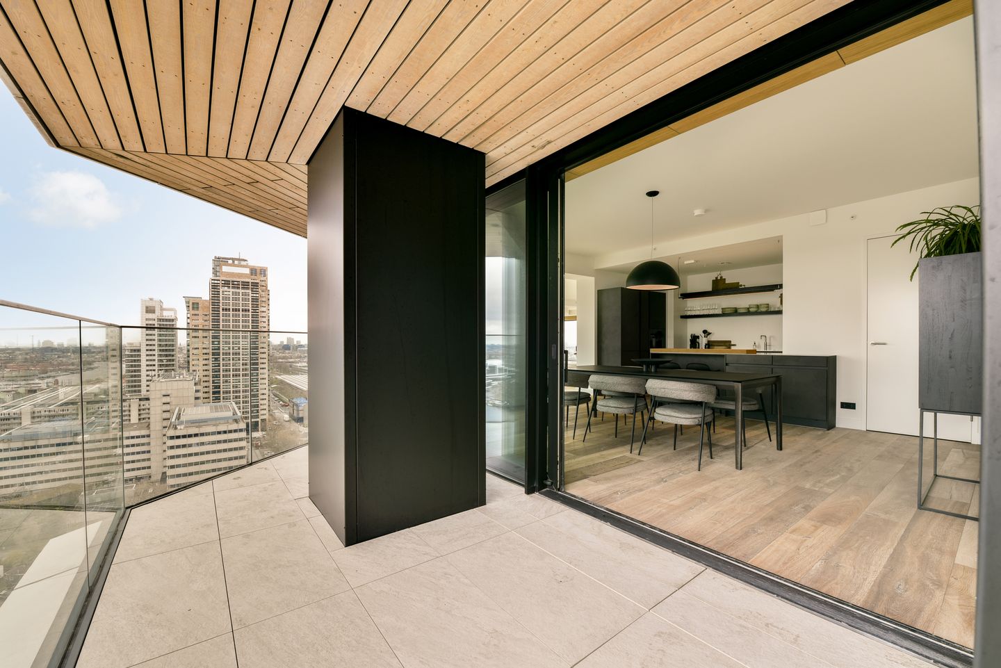 Foto 29 van Korte Ouderkerkerdijk 1-W2