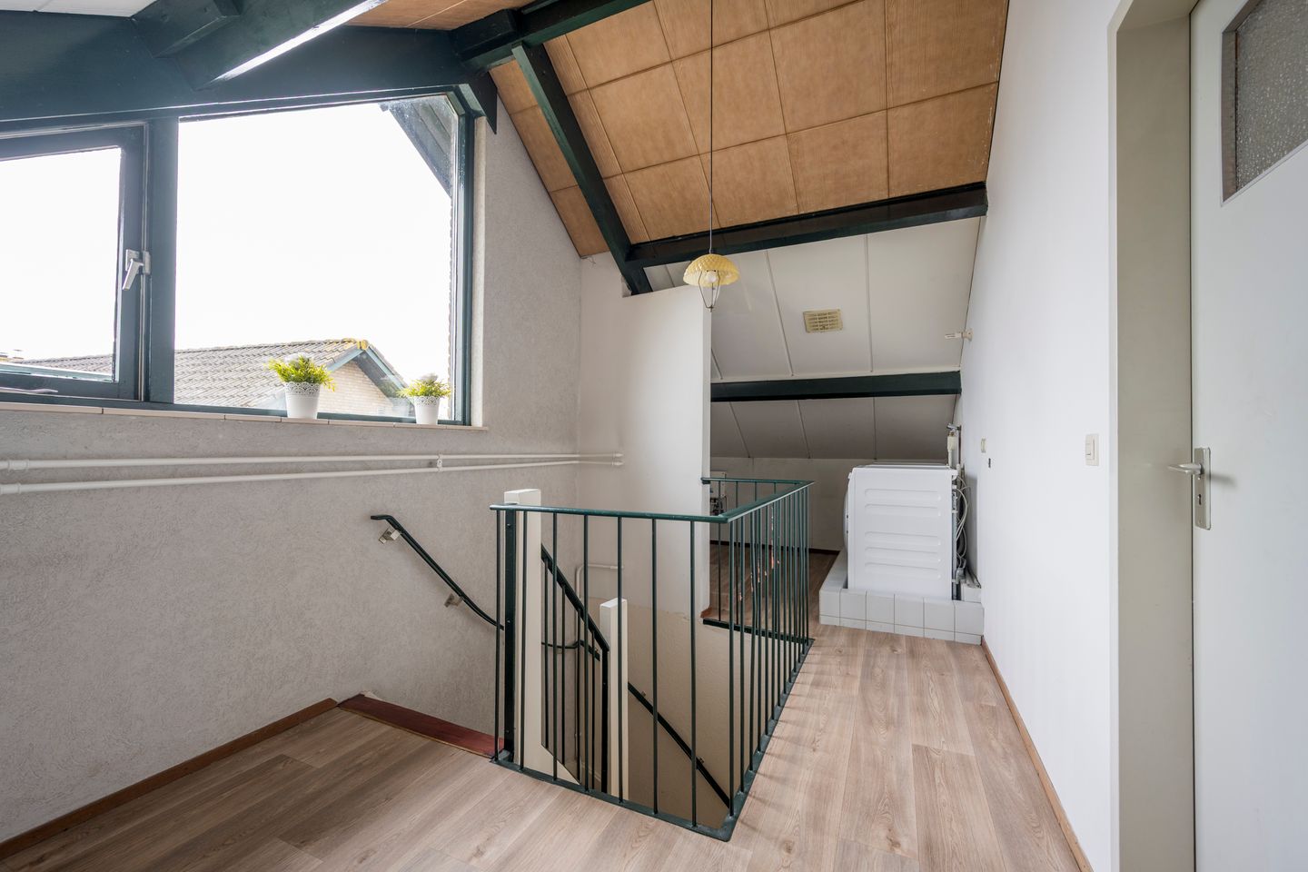 Photo 25 of Viltroos 10