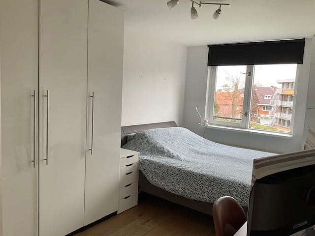 Foto 13 van Naarderstraat 30-B