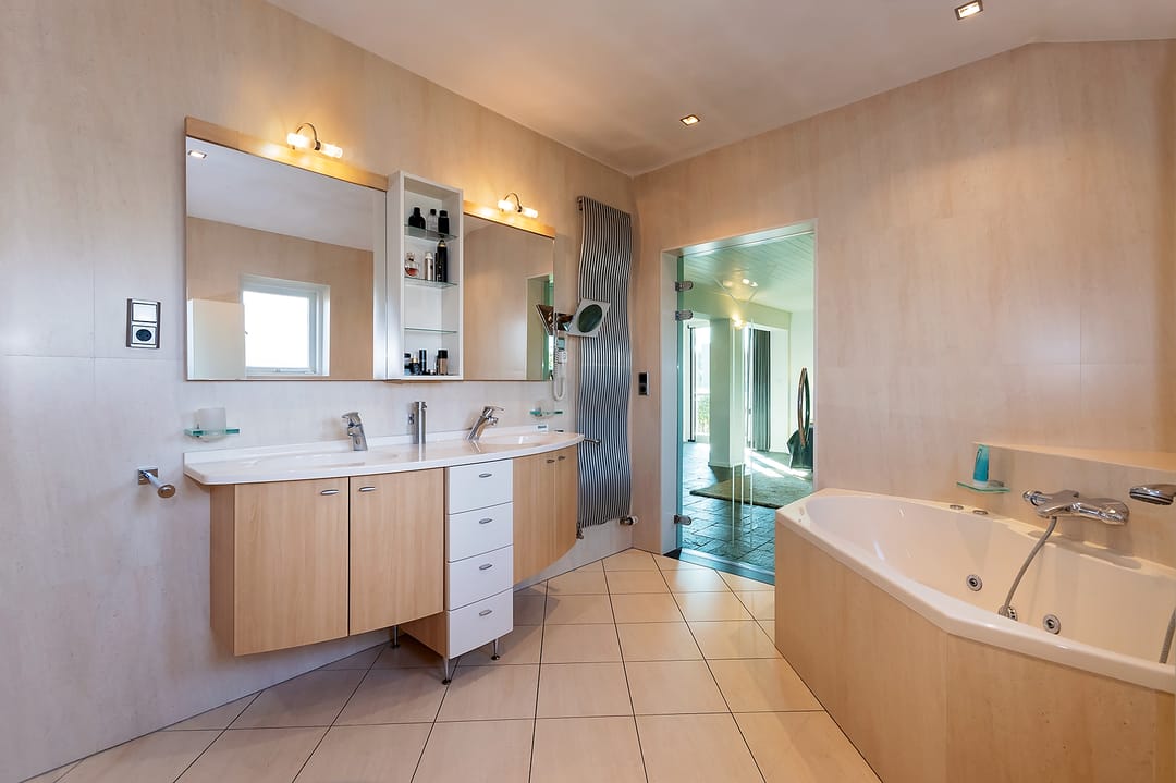 Spacious Thatched Villa Adjacent to Nature Reserve De Elshof — 31