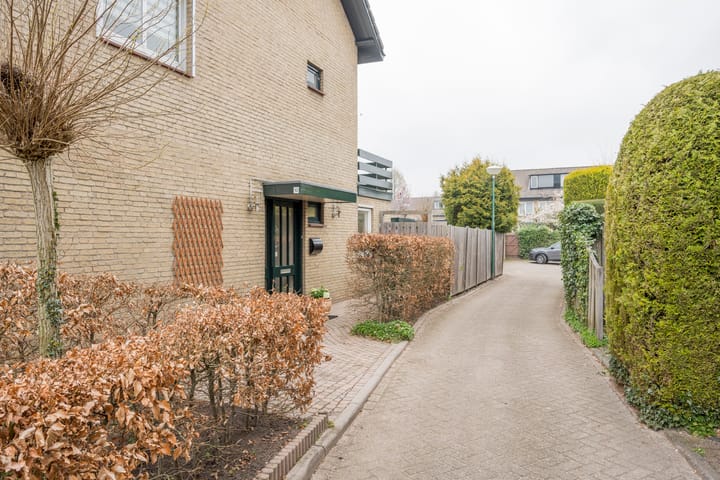 Photo 2 of Viltroos 10