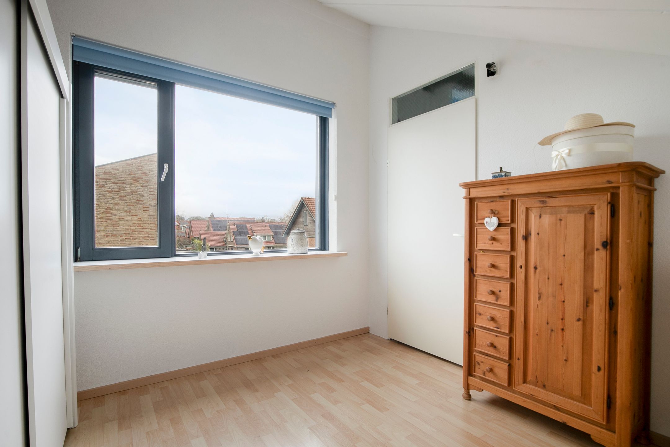 Move-in Ready Terraced Home with Four Bedrooms in Zeewolde — 51