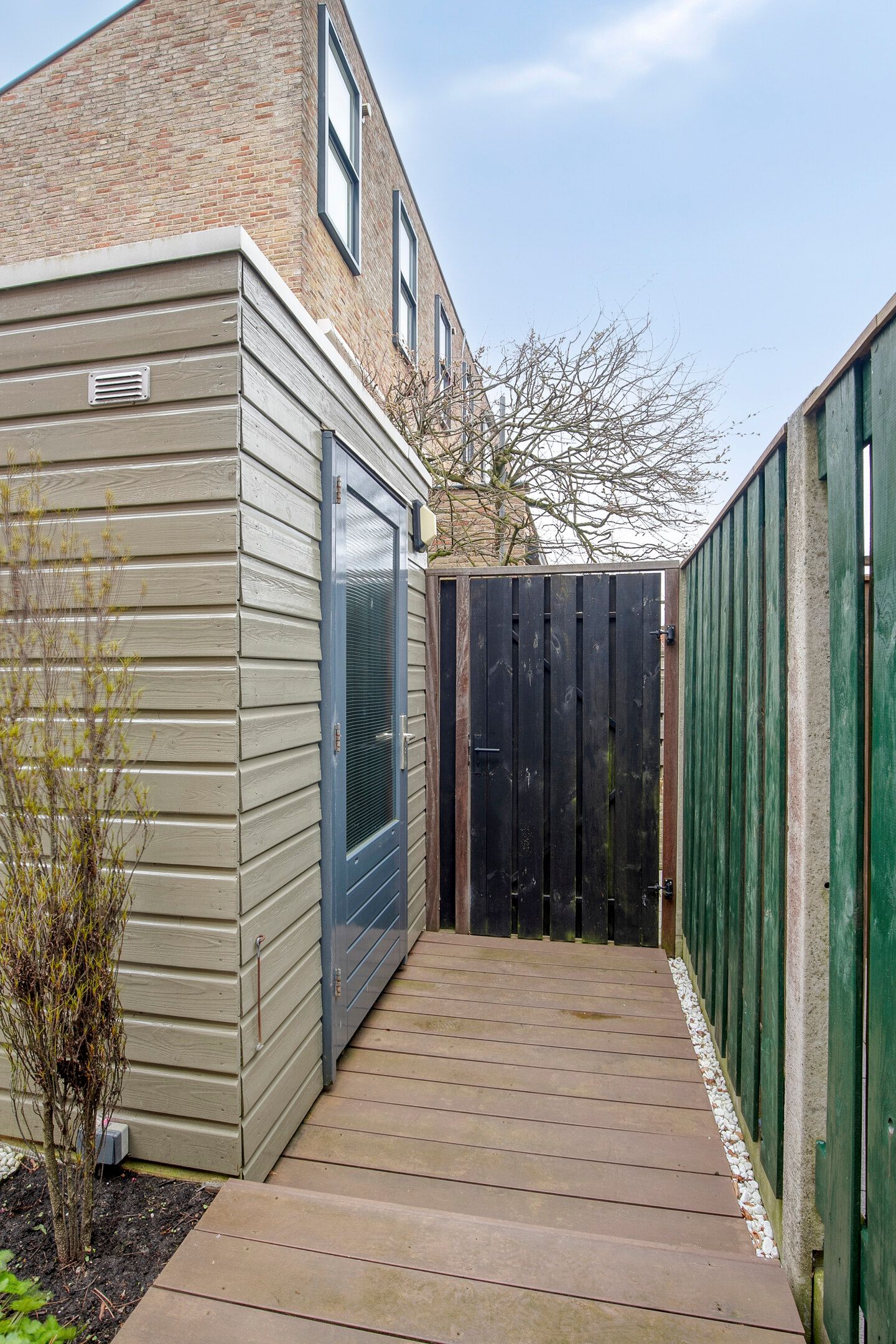 Move-in Ready Terraced Home with Four Bedrooms in Zeewolde — 59