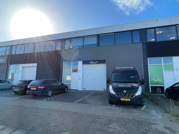 Regenbeemd 27-A, Breda