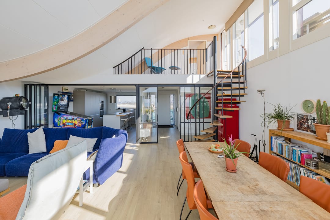 Foto 23 van Kennemerboulevard 677