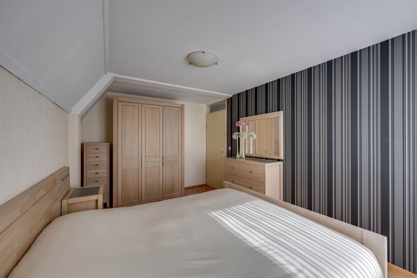 Foto 20 van Burgemeester Antonissenstraat 32