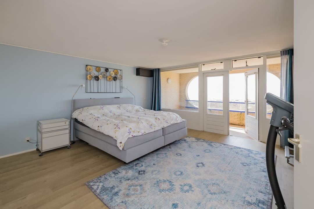 Foto 46 van Kennemerboulevard 677