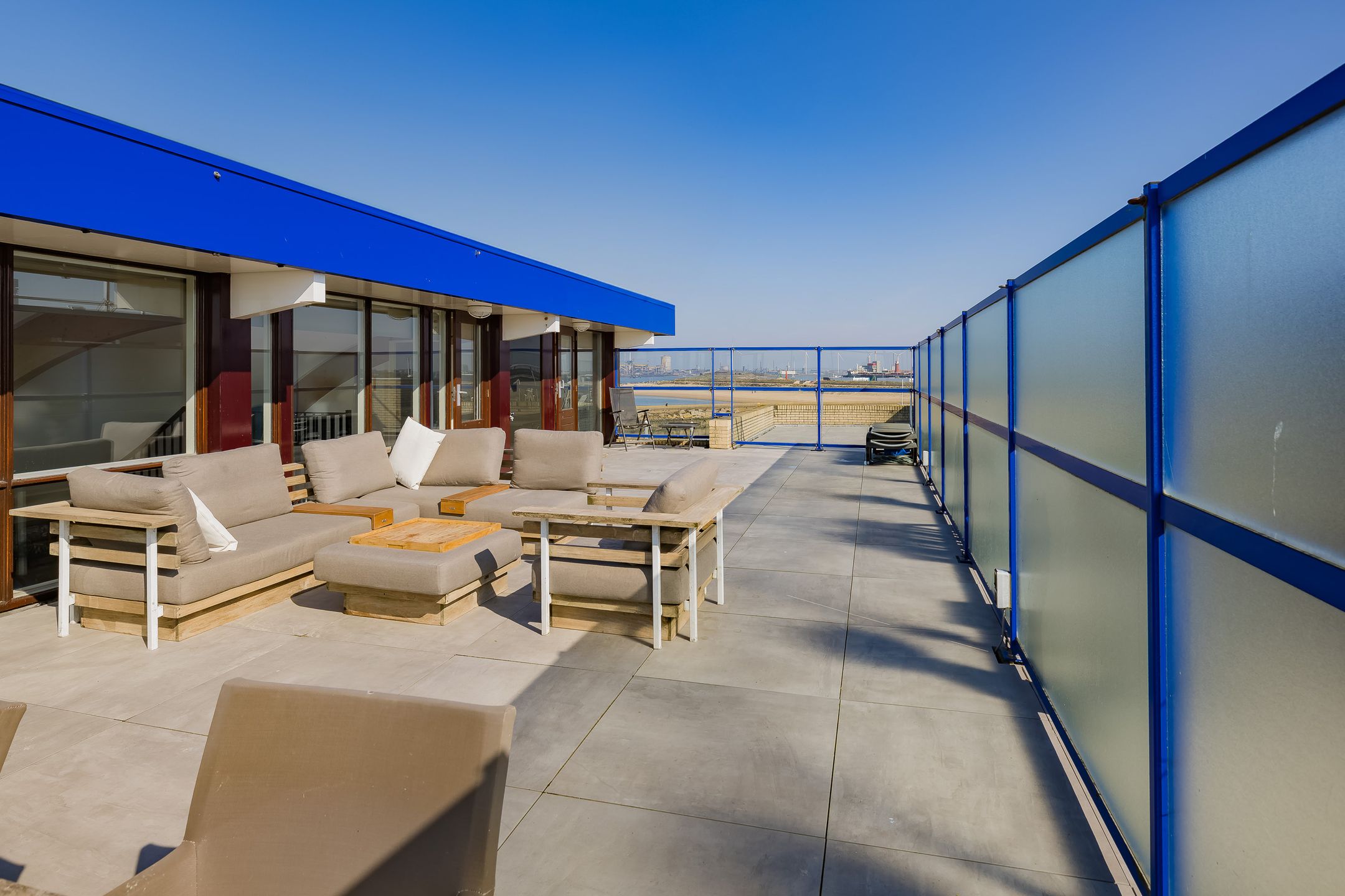 Foto 39 van Kennemerboulevard 677