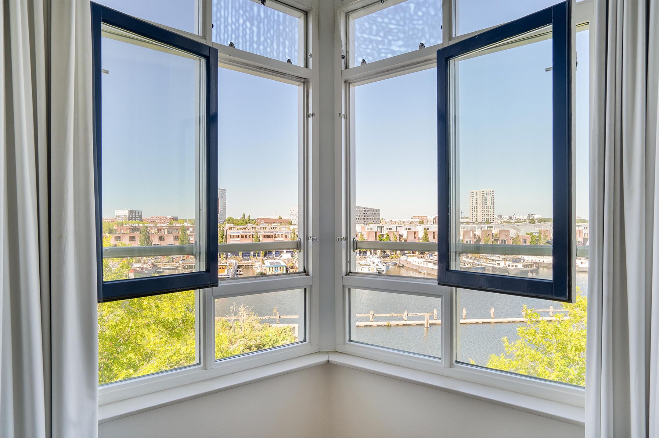 Photo 18 of Zeeburgerkade 232