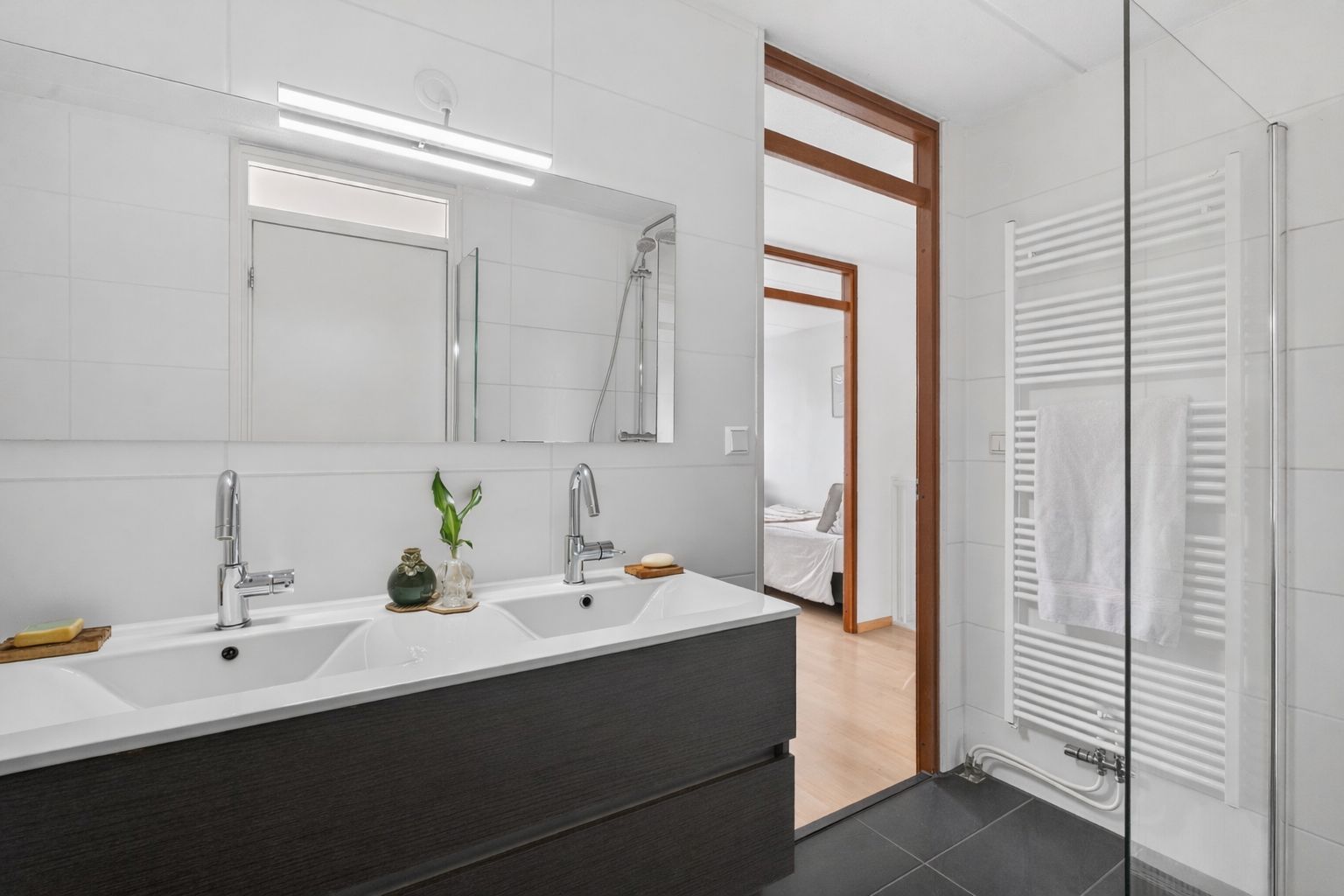 Foto 33 van Hendrik van der Graaflaan 7