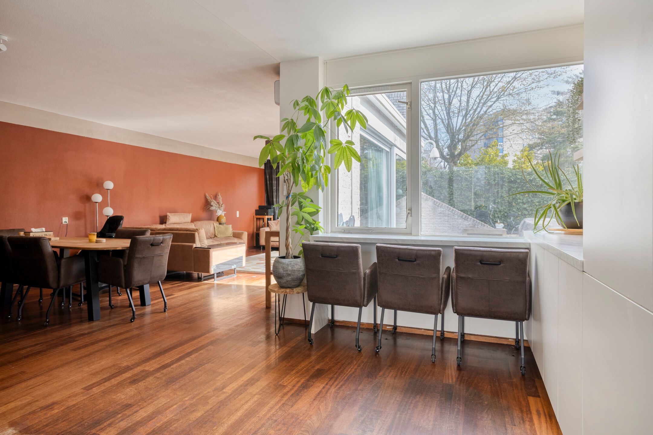 Life-cycle proof bungalow with spacious souterrain in green residential area — 18