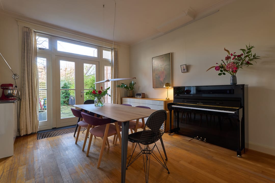 Spacious Townhouse with Five Bedrooms and Luxury Finishes in Leeuwendaal — 23