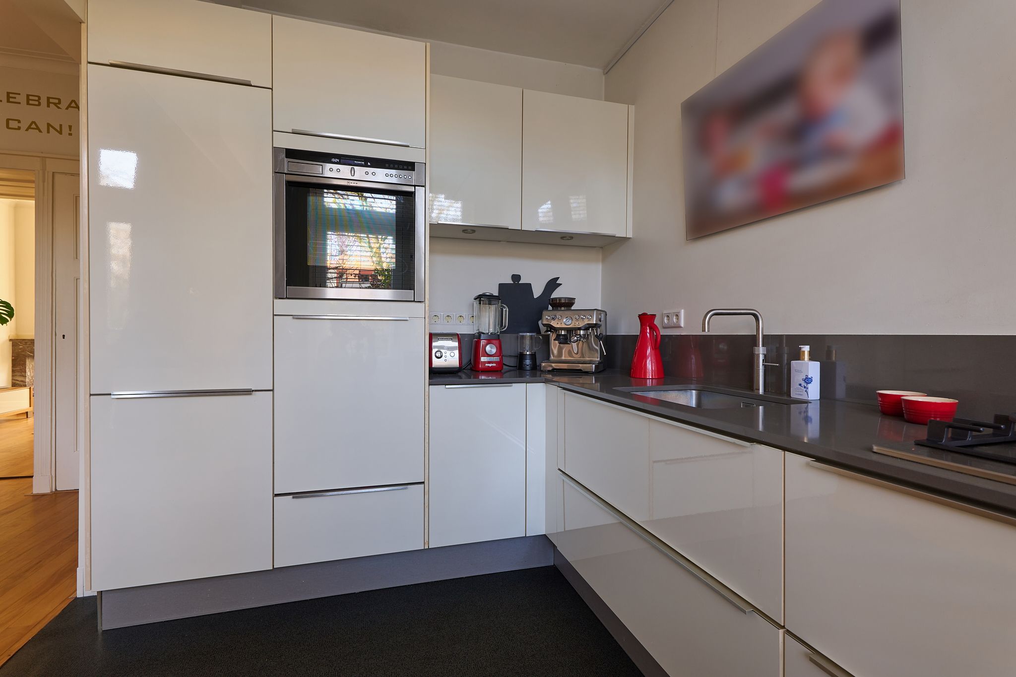 Spacious Townhouse with Five Bedrooms and Luxury Finishes in Leeuwendaal — 27