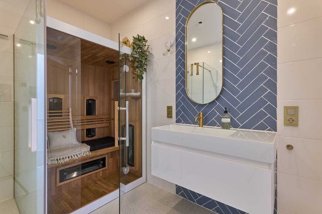 Spacious Townhouse with Five Bedrooms and Luxury Finishes in Leeuwendaal — 58