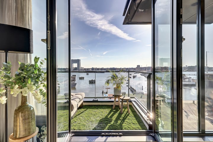 Photo 3 of ms. van Riemsdijkweg 236