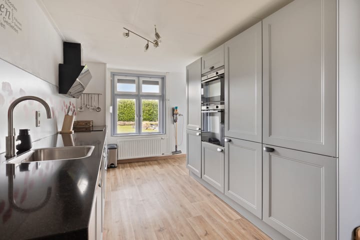 Foto 3 van Molenweg 1