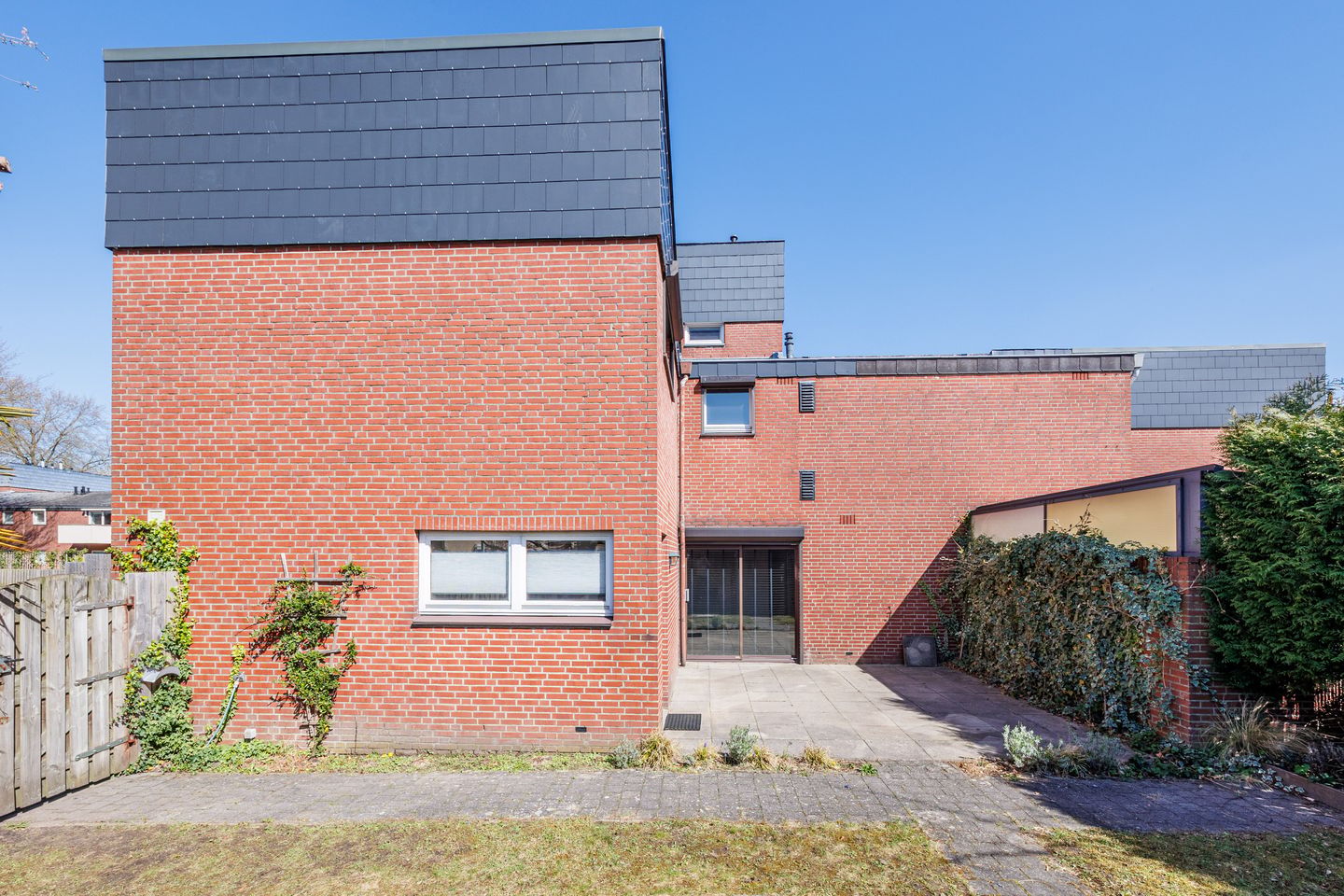 Well-maintained corner house with garden near the forest in Gennep Zuid — 29