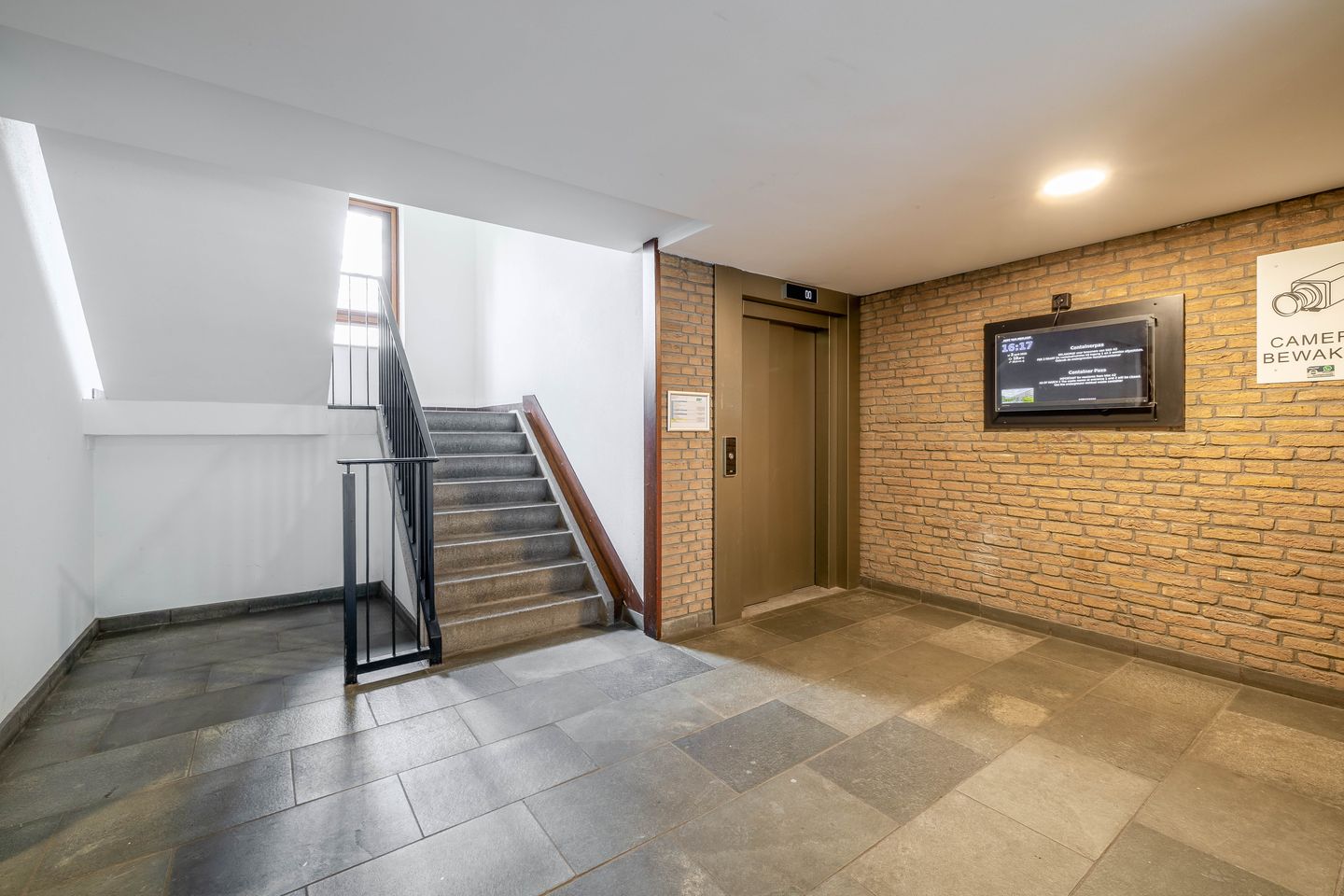 Photo 29 of Aert van Neslaan 246