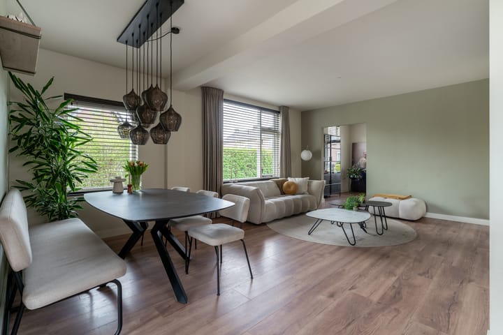 Photo 2 of Wethouder Bruensstraat 22