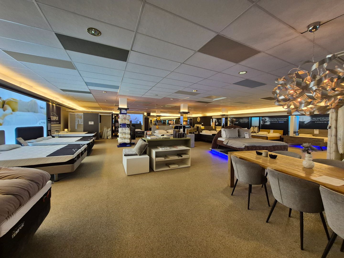 Bekijk foto 5 van Broekhem 46