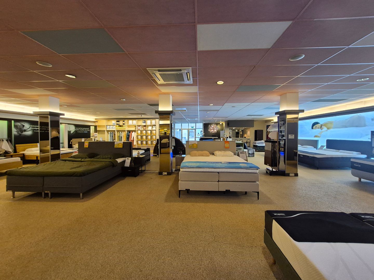 Bekijk foto 4 van Broekhem 46