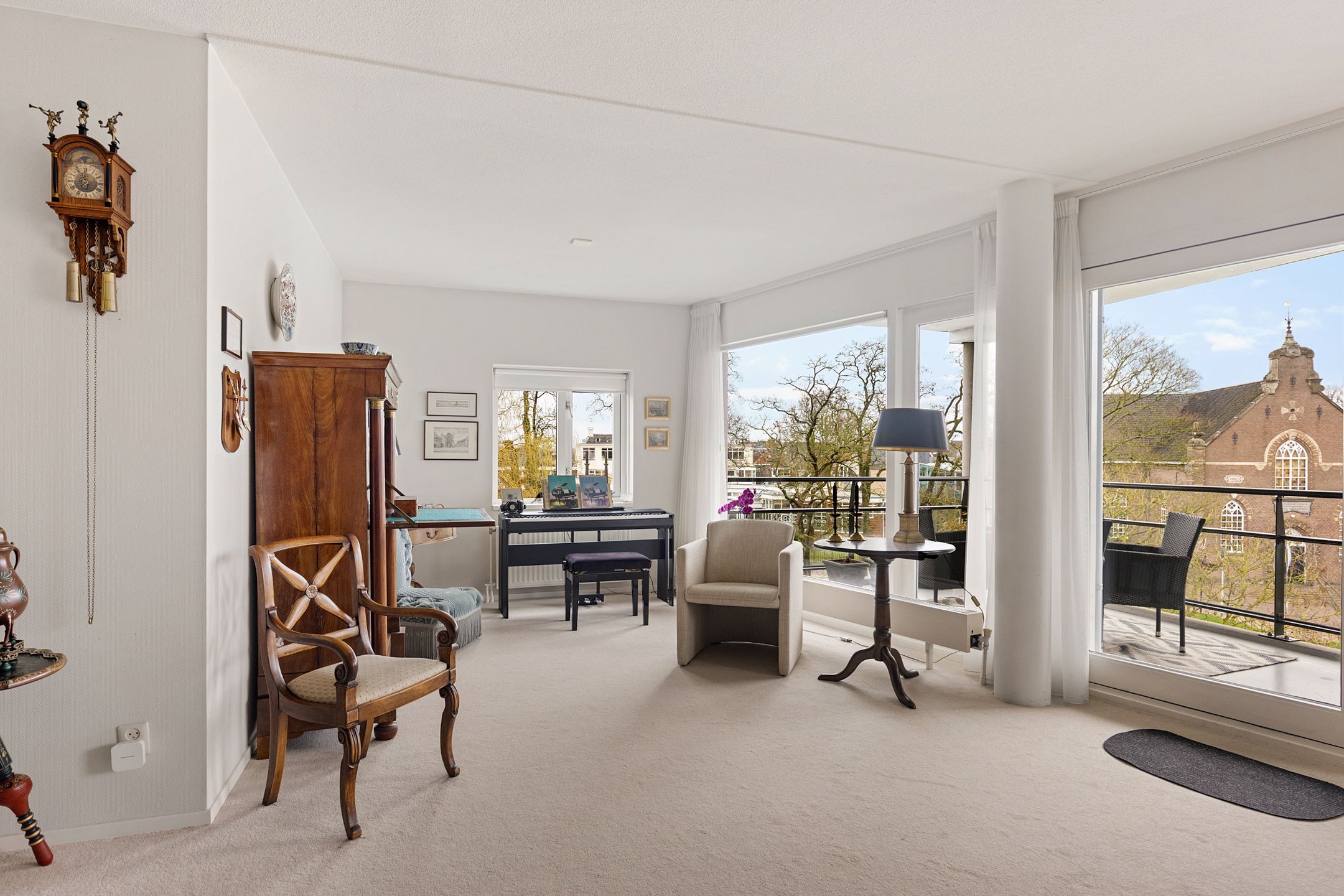 Photo 9 of Emmastraat 46