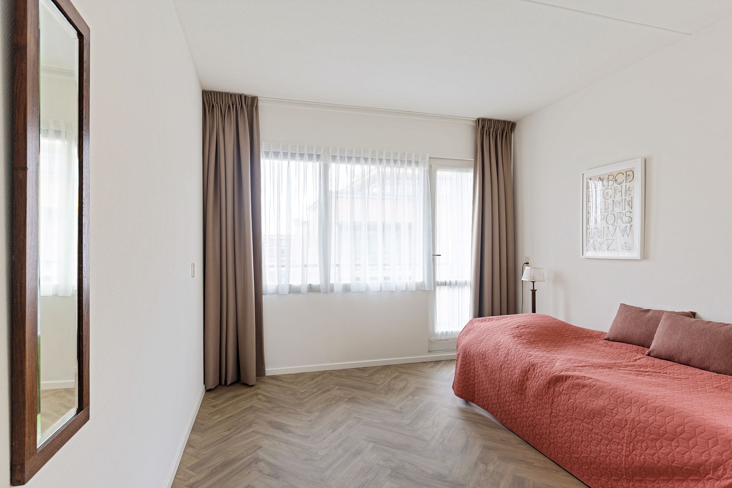 Photo 25 of Emmastraat 46