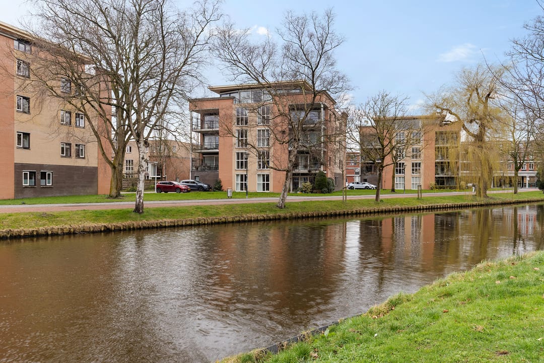 Photo 43 of Emmastraat 46