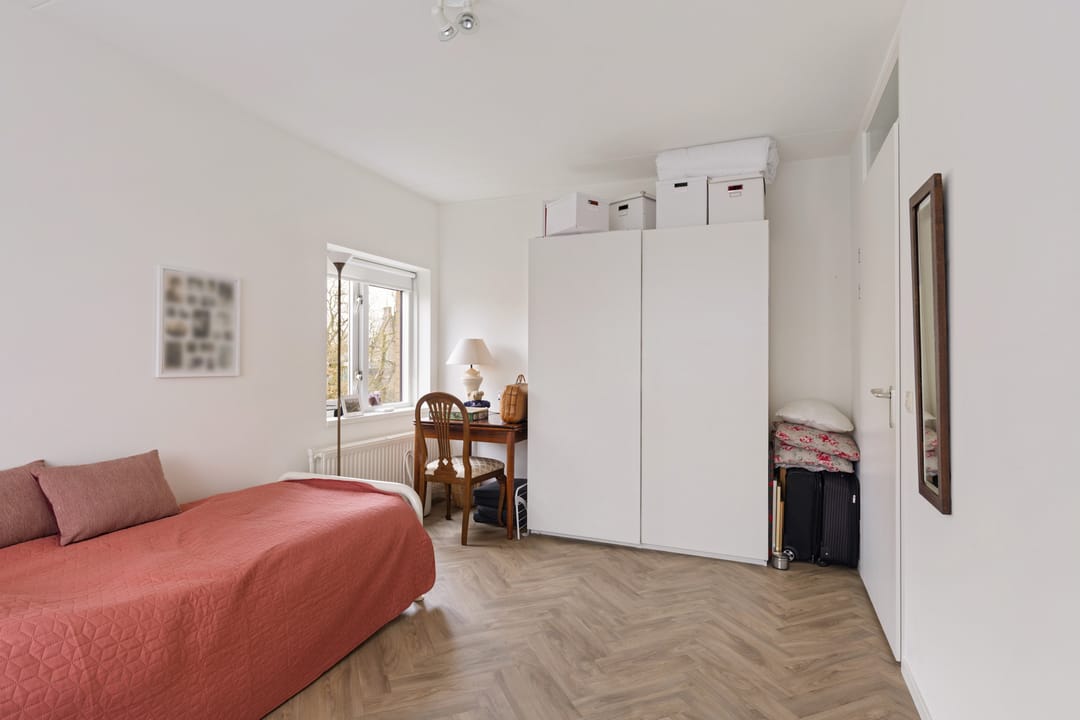 Photo 26 of Emmastraat 46