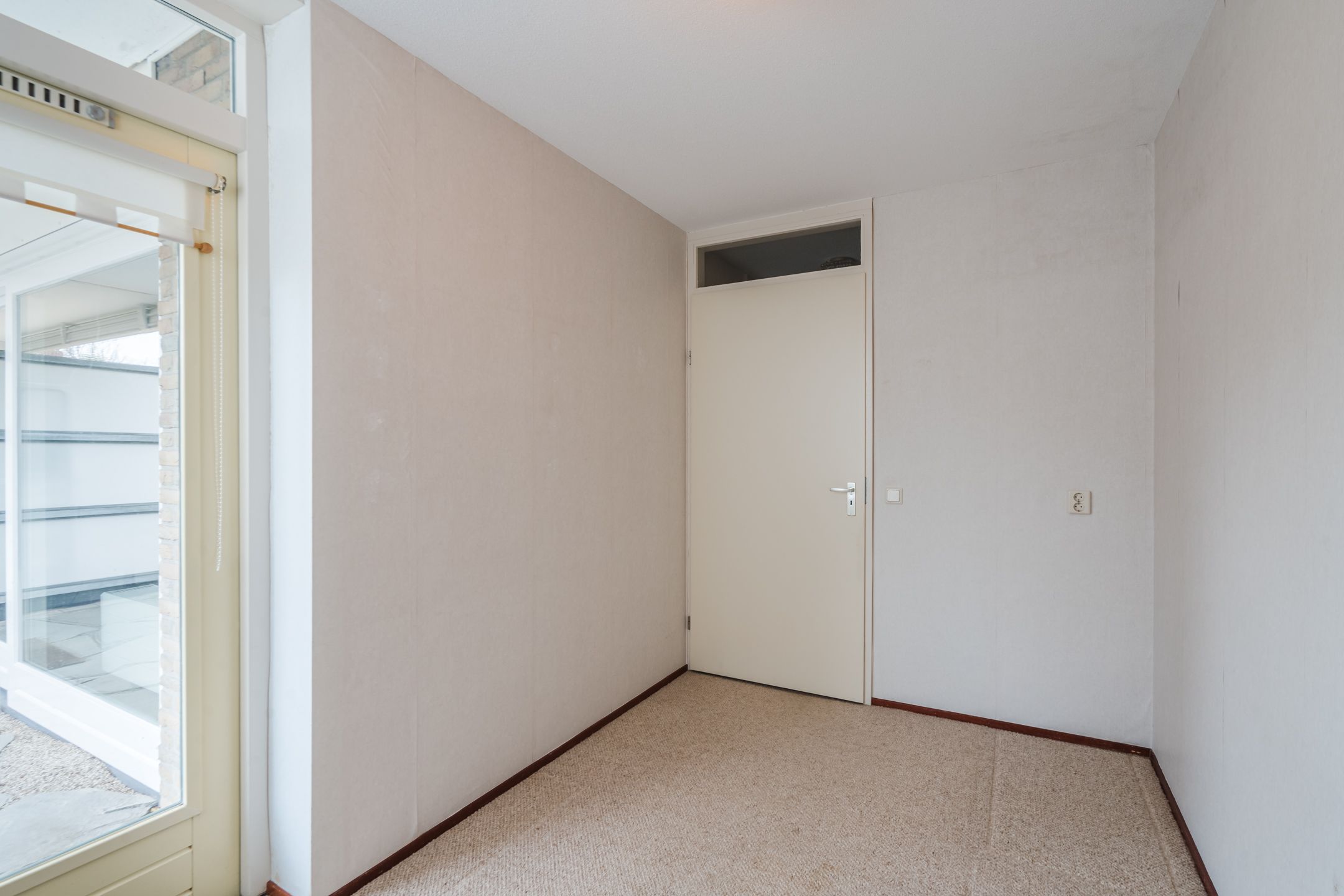 Spacious ground floor apartment with sunny west-facing garden in Sint Pancras — 21