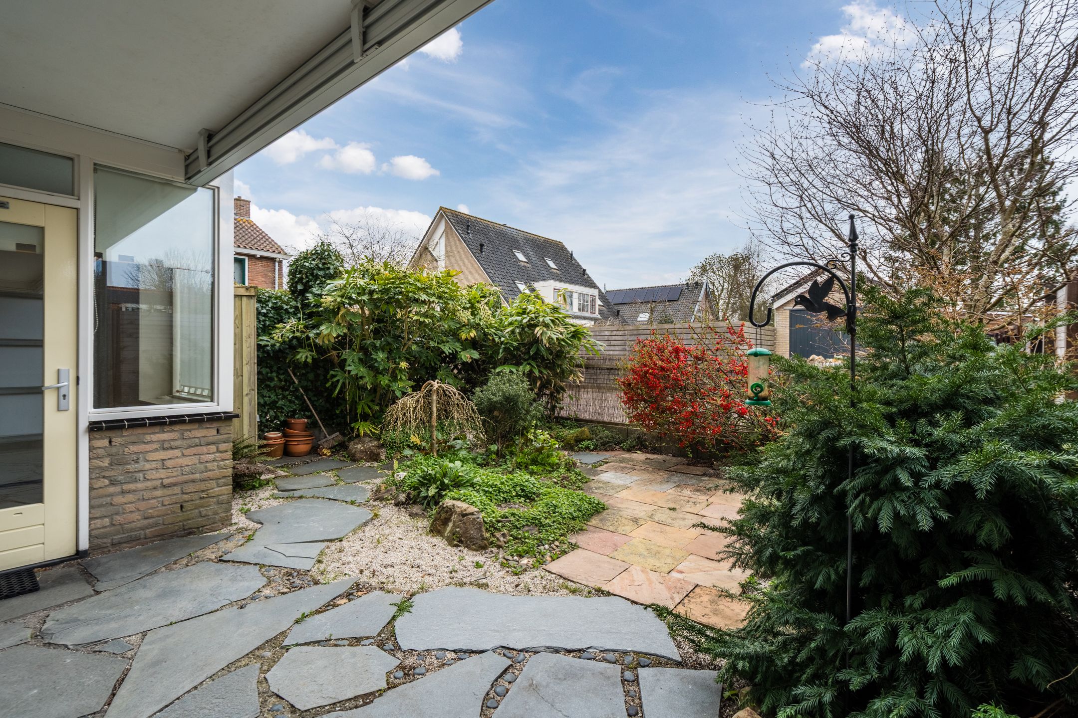 Spacious ground floor apartment with sunny west-facing garden in Sint Pancras — 24