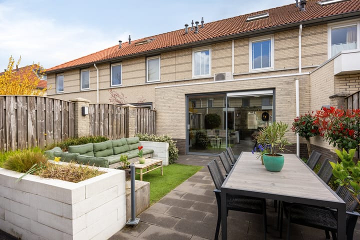 Photo 3 of Knikeind 37