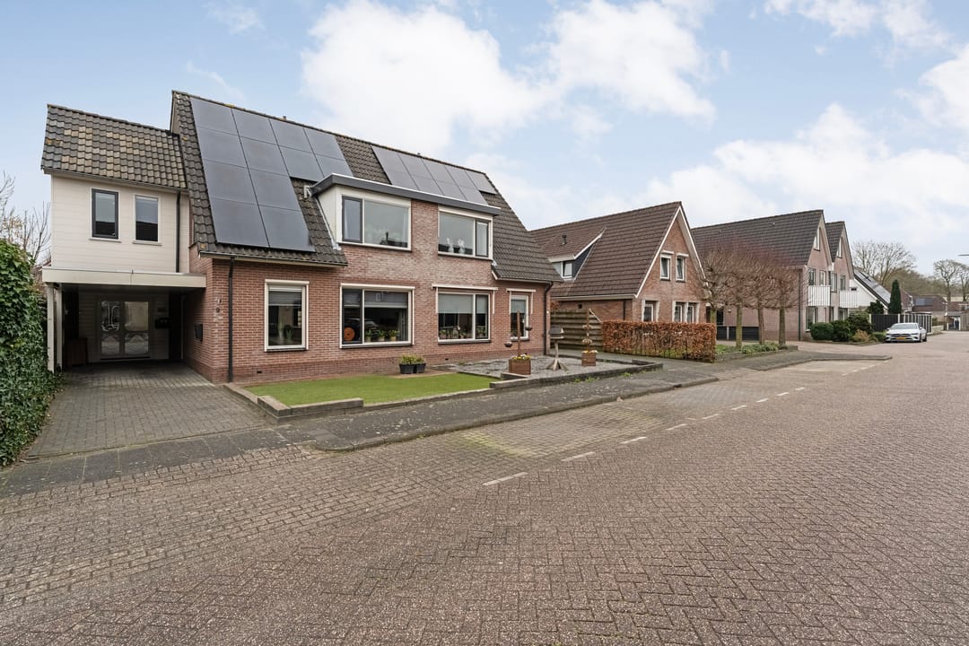 Photo 2 of De Schadde 9