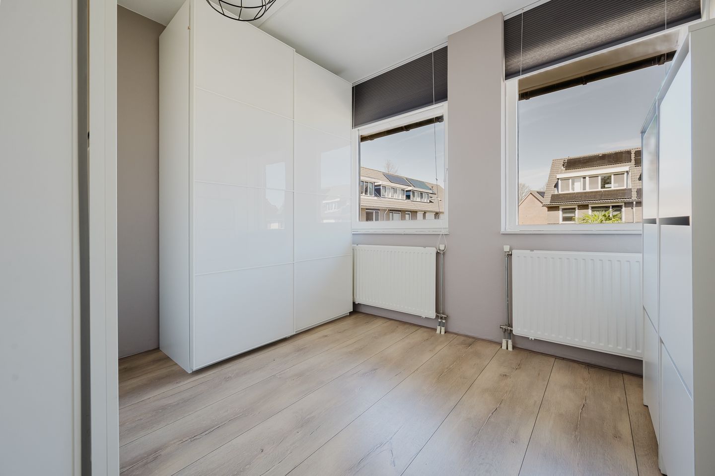 Foto 34 van Jan van Almondestraat 80