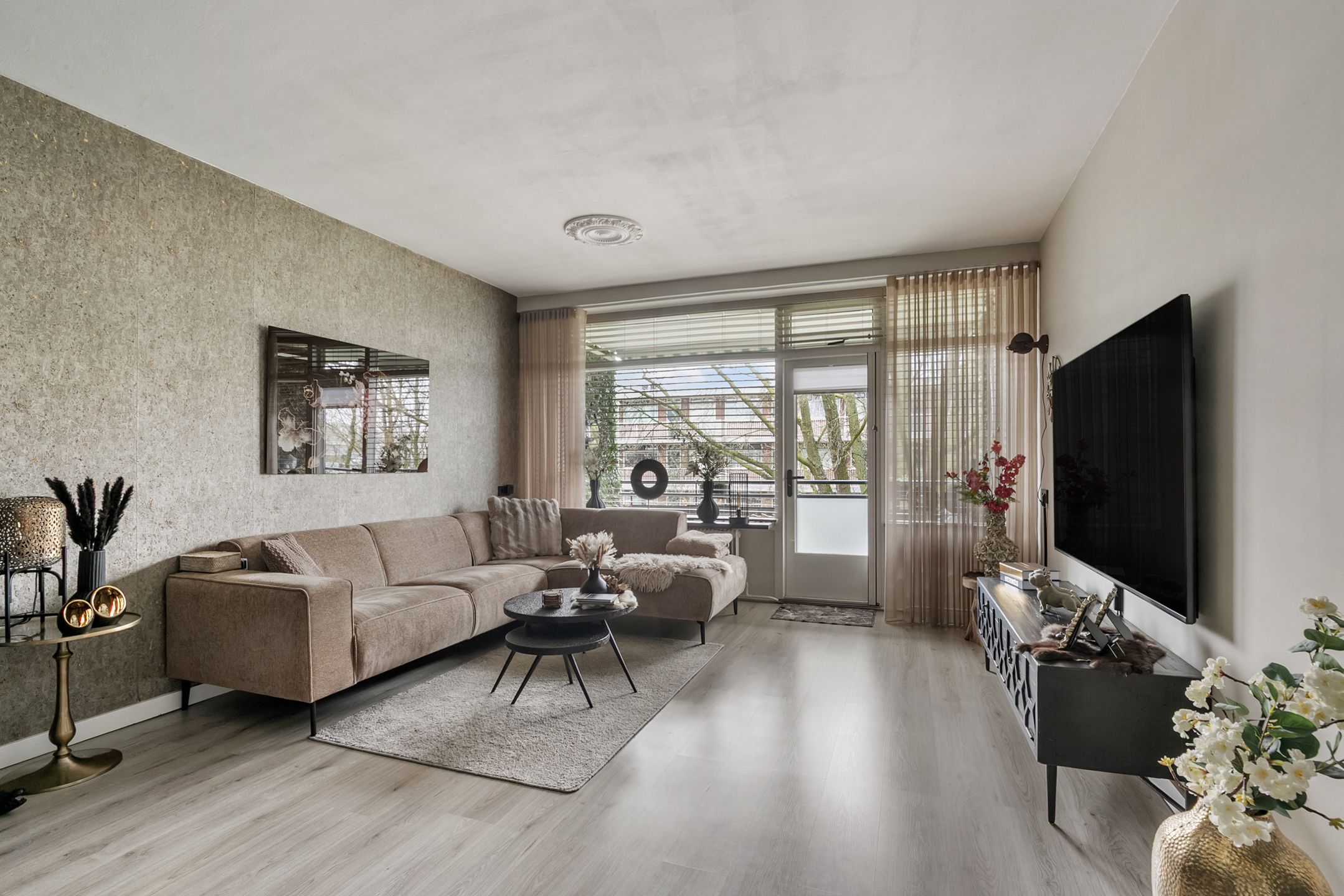 Renovated corner apartment with balcony in Presikhaaf — 15