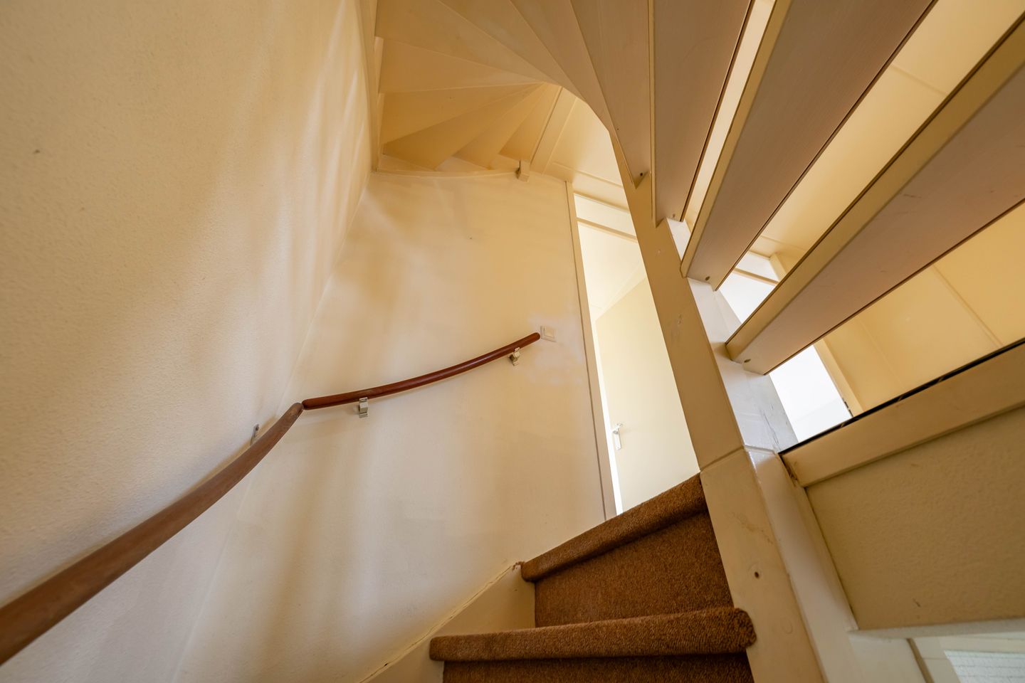 Foto 35 van De Waard 143