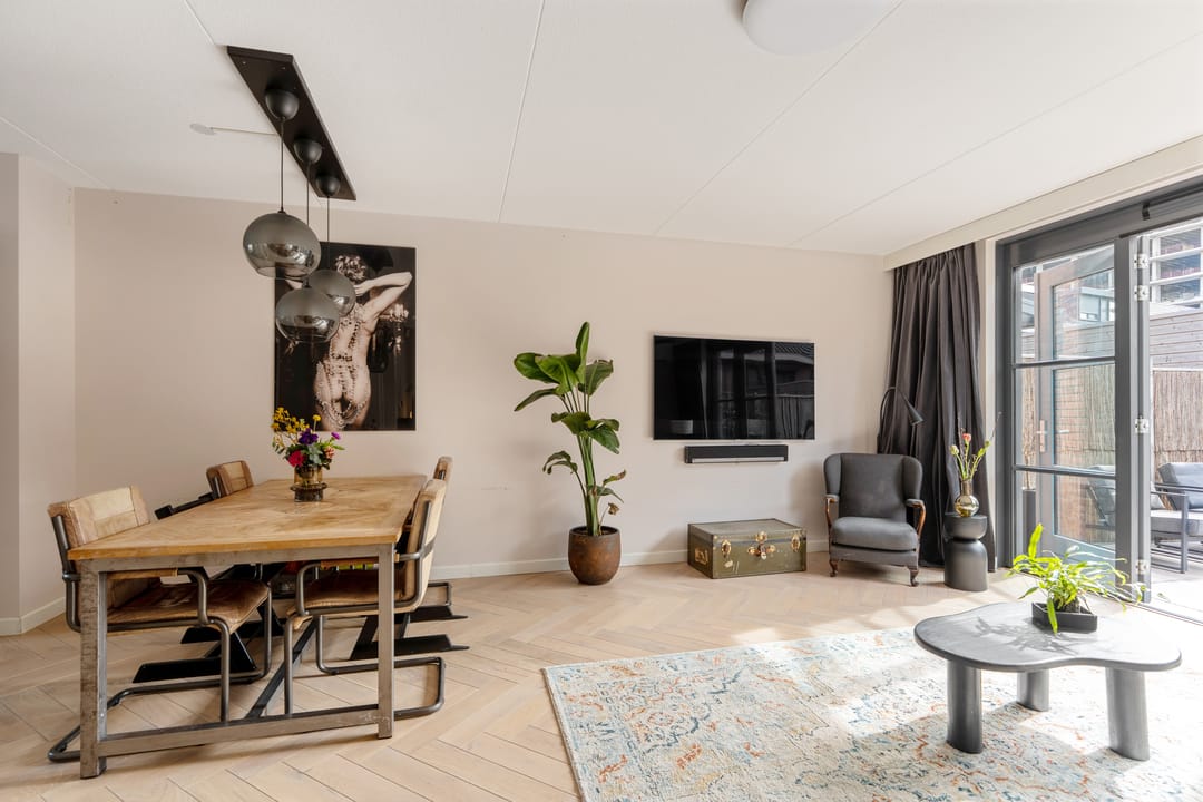 Foto 11 van Hof van Delftsesluis 39