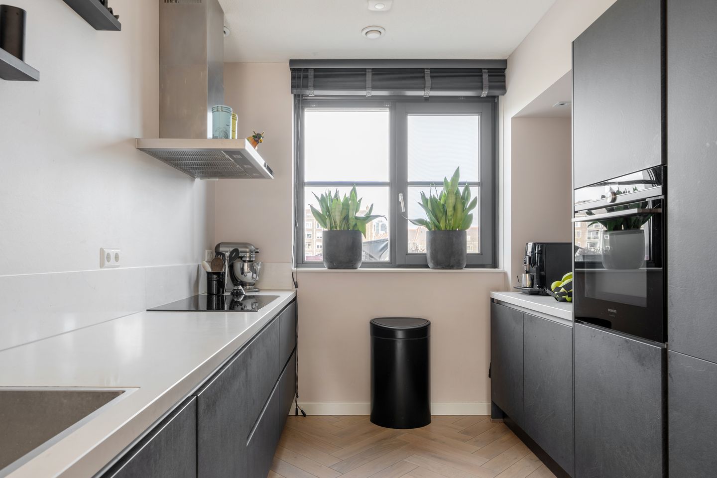 Foto 25 van Hof van Delftsesluis 39