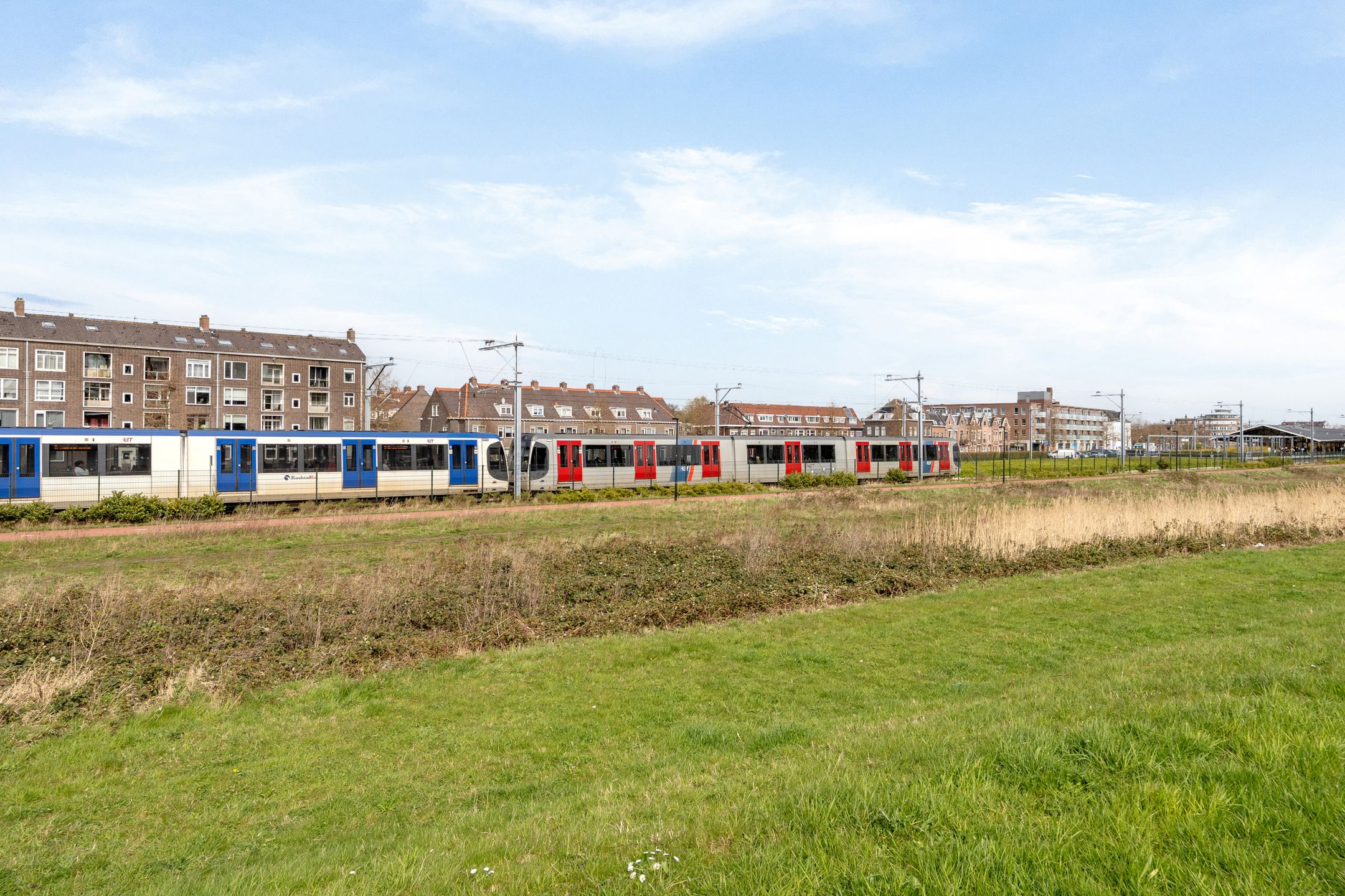 Foto 45 van Hof van Delftsesluis 39