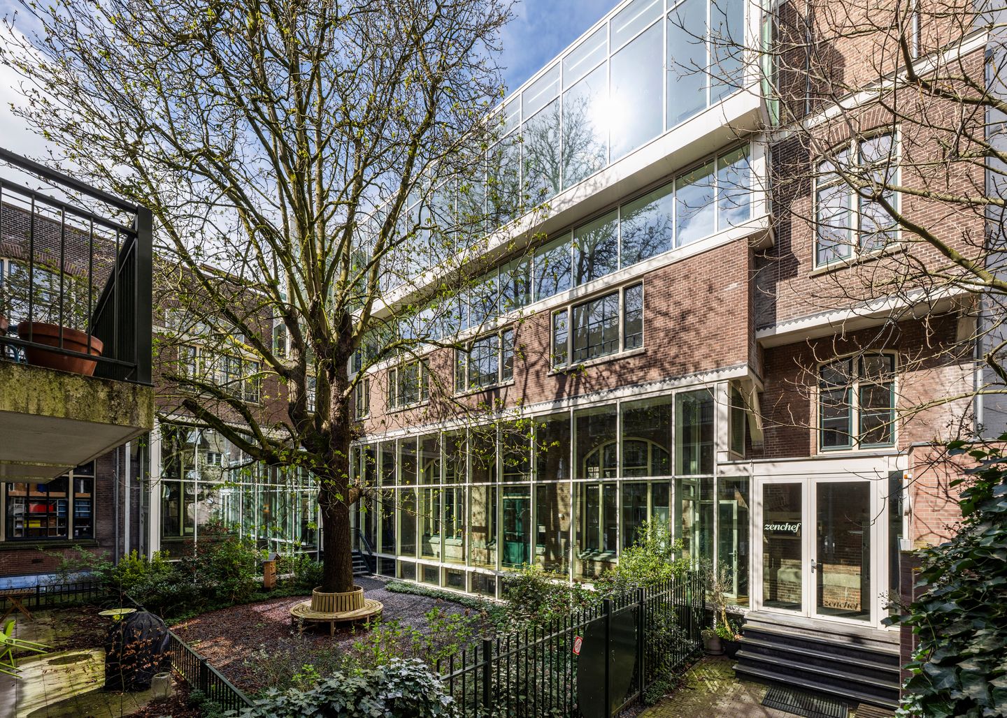 Bekijk foto 1 van Elandsstraat 44-L