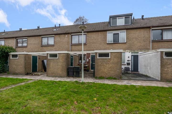 Photo 2 of Galjoenstraat 7