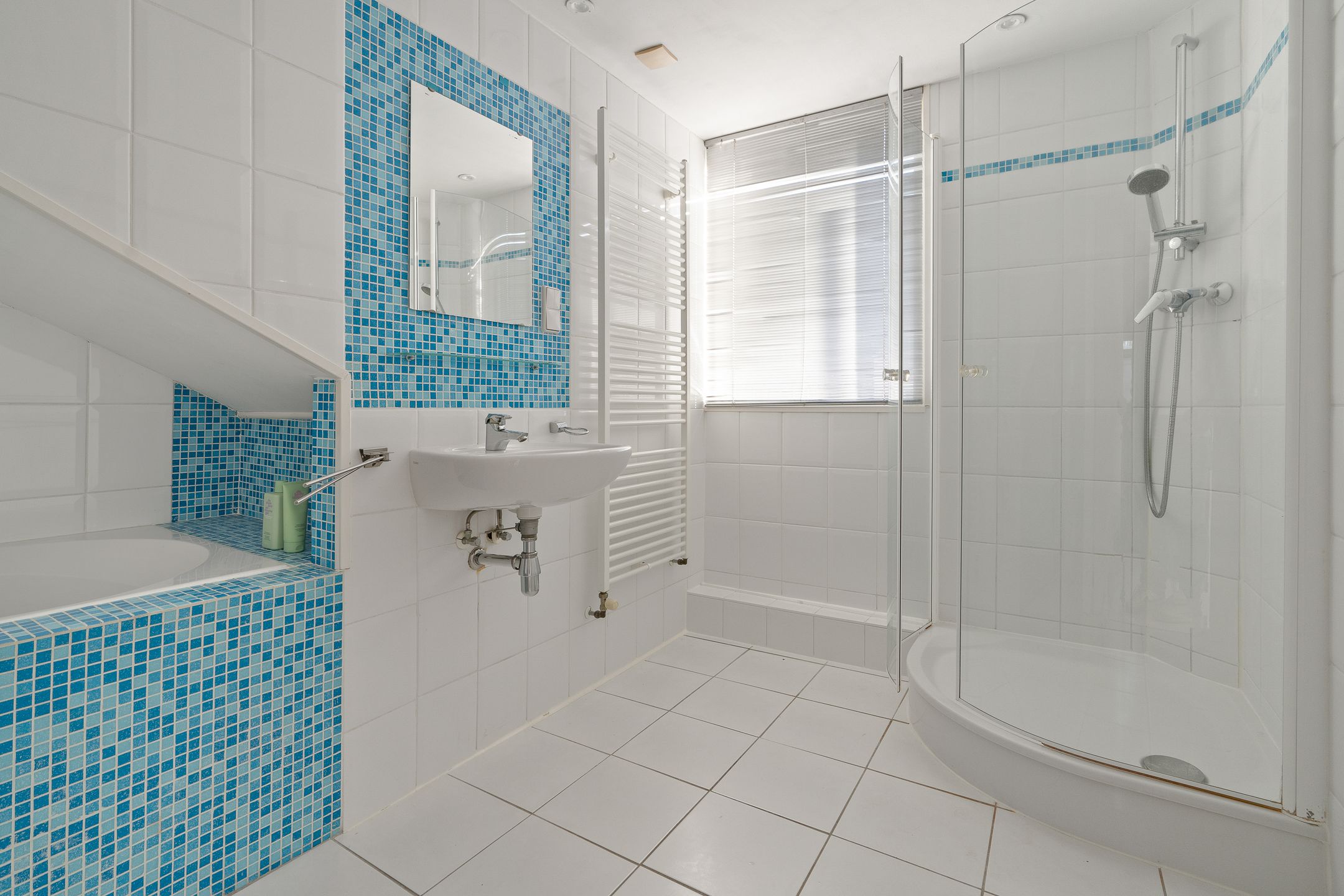 Photo 18 of Bollenhofsestraat 178-BS