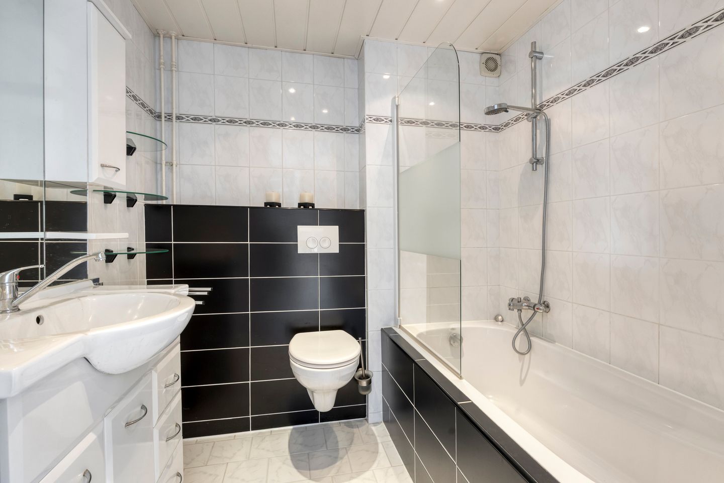 Foto 4 van Van Linschotenstraat 23