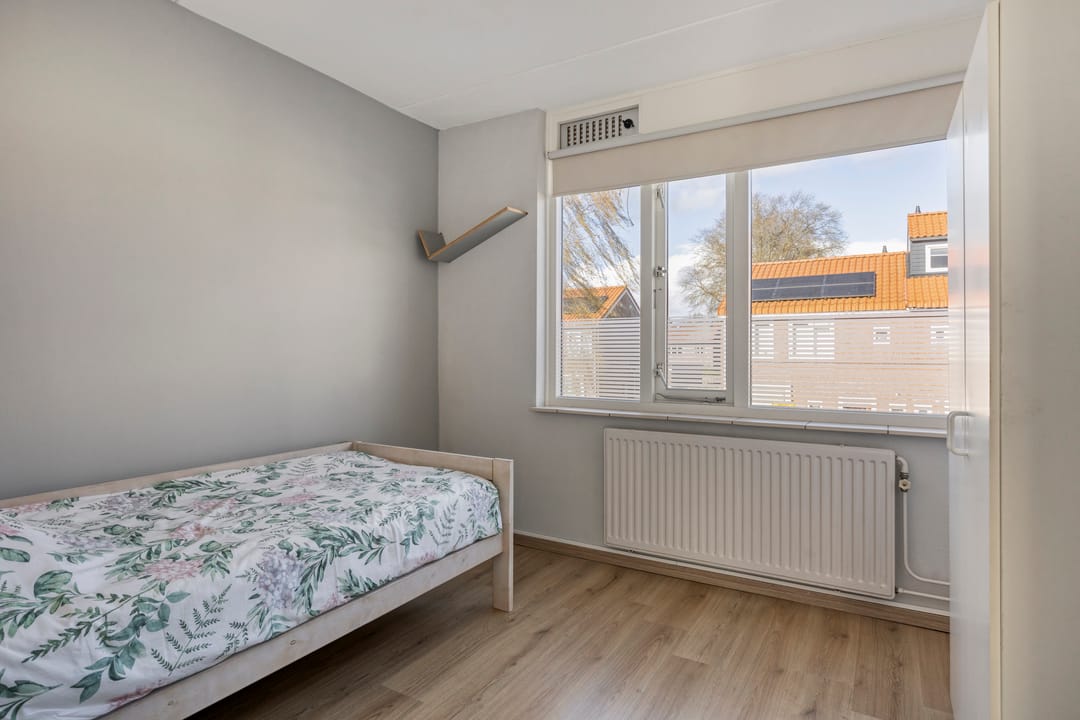 Foto 23 van Van Linschotenstraat 23