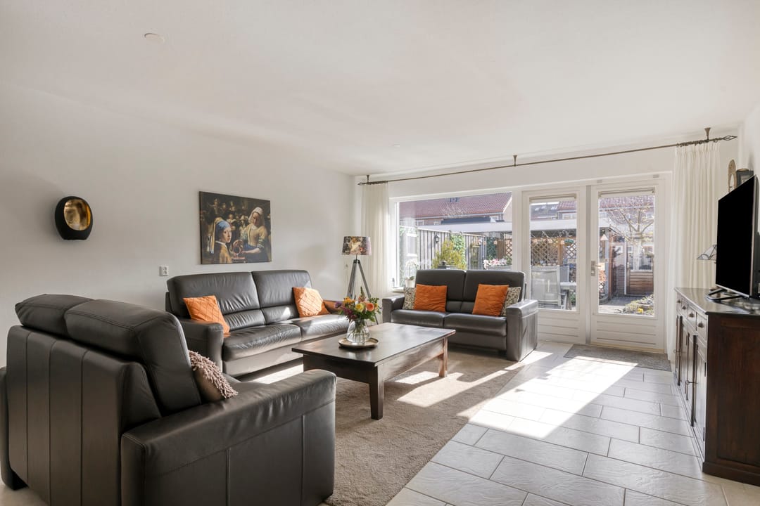 Foto 11 van Van Linschotenstraat 23